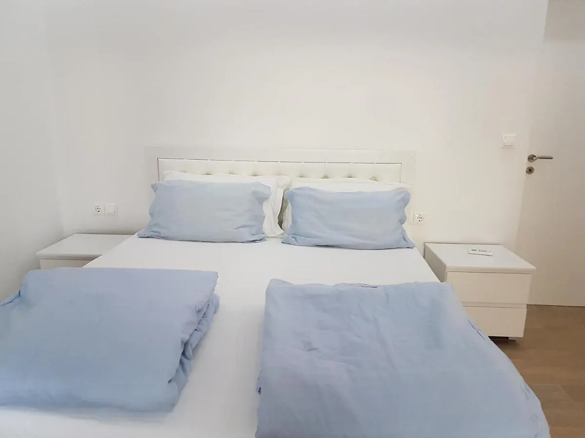 Vintage Apartment Sarande