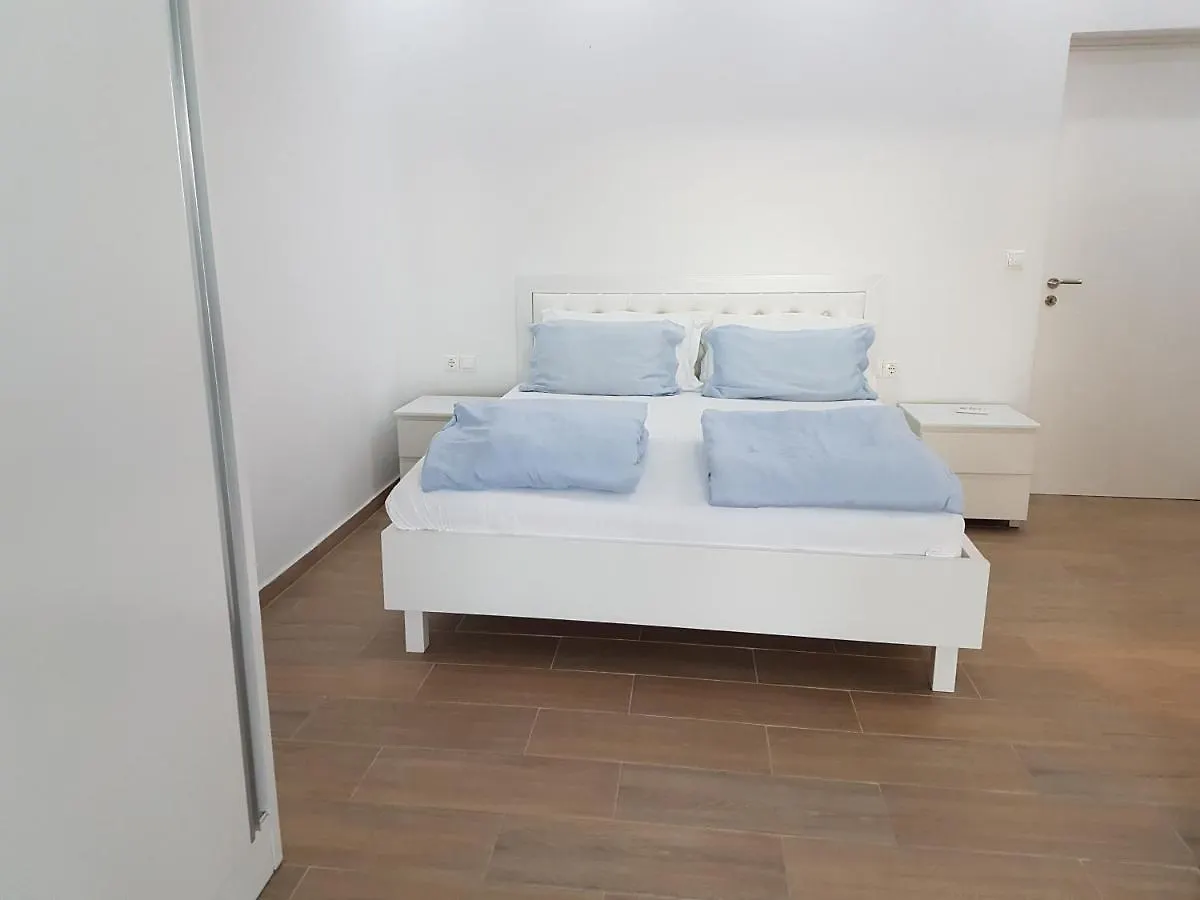 Vintage Apartment Sarande Albania